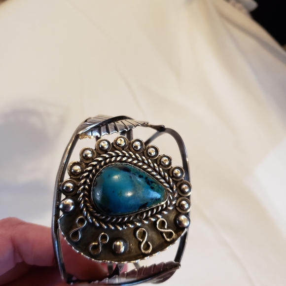SOLDβ Vintage Sterling Silver Turquoise Bracelet signed by Silver Smith artist - Picture 8 of 16